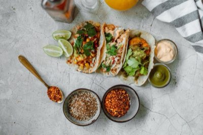 Navigieren in LA: Auto vs. Ride-Share für Ihre Taco-Jagd