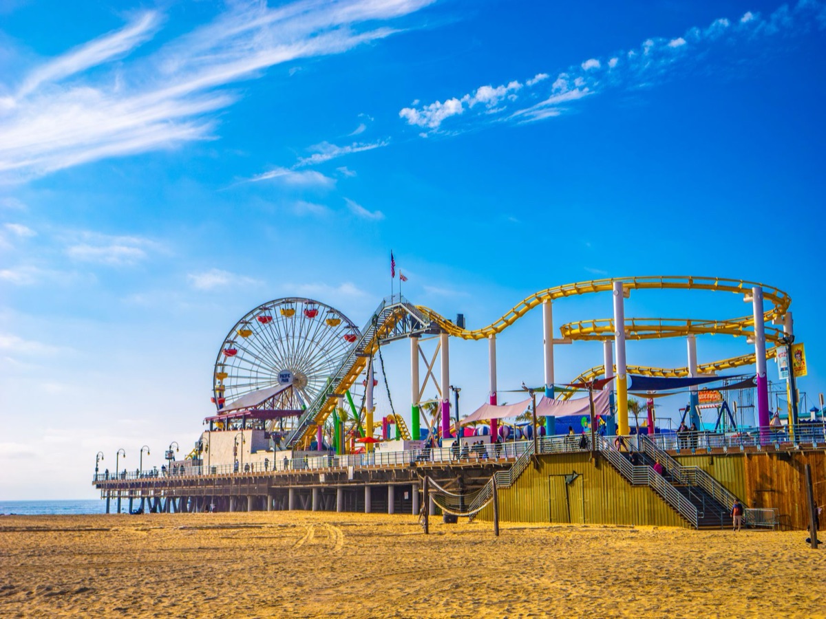 Santa Monica Hotel Exterior